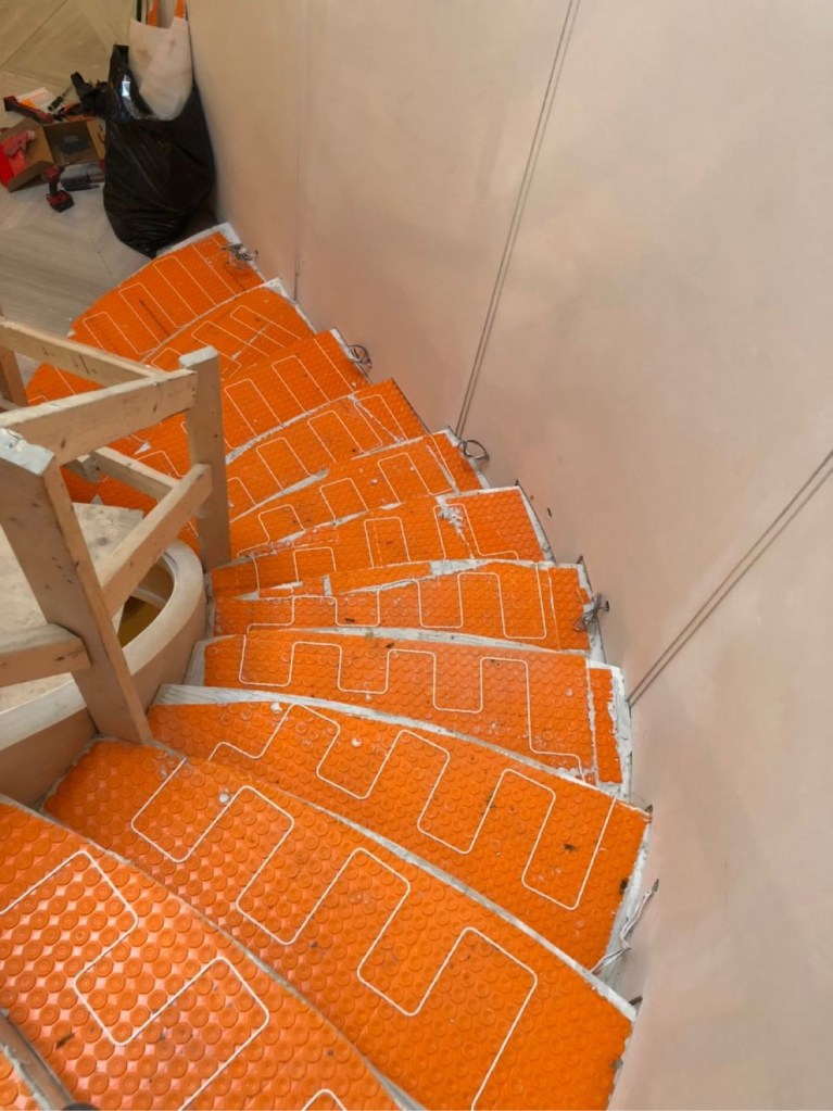 Indoor floor heating installation by HomeTech Secure