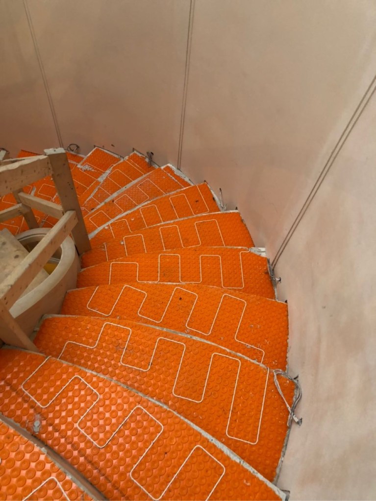 Indoor floor heating installation by HomeTech Secure