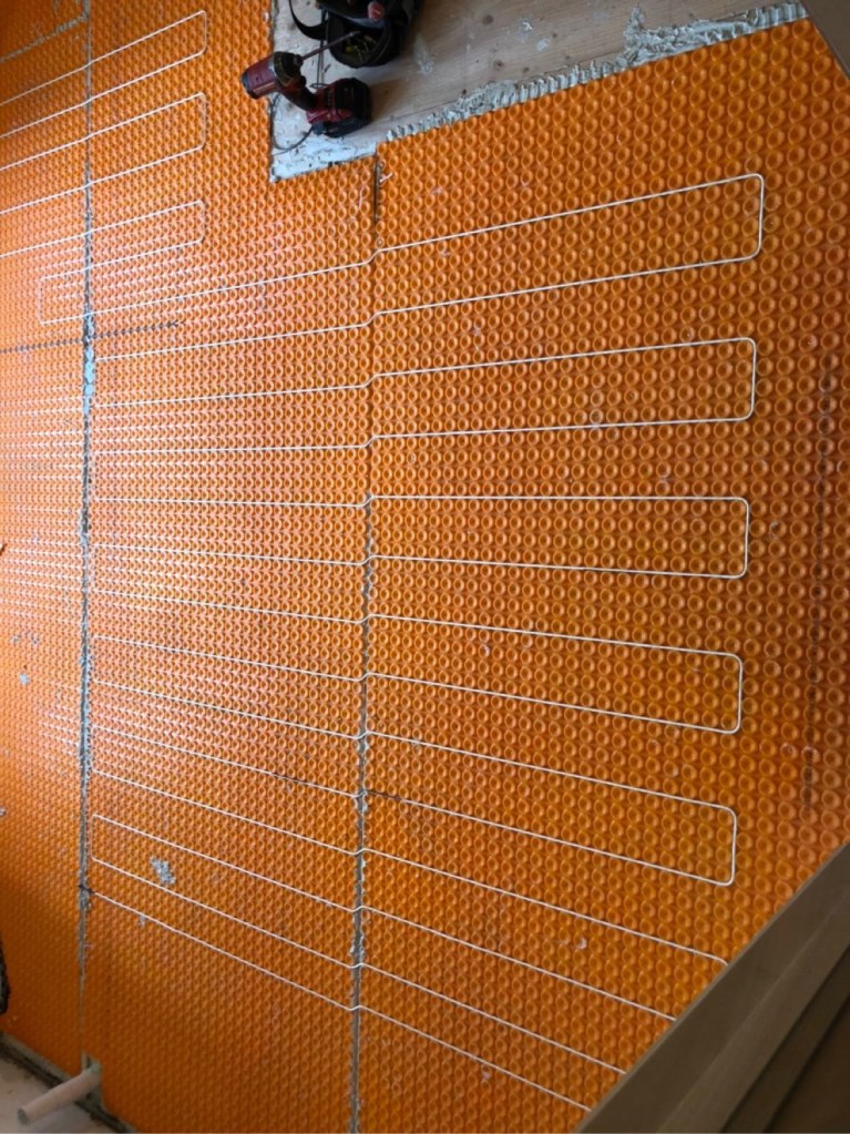 Indoor floor heating installation by HomeTech Secure